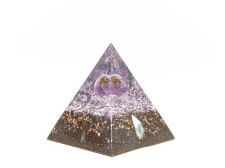 Isis Pyramide M Amethyst